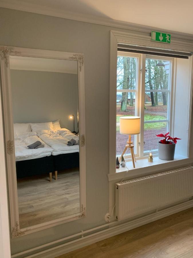 Segerstadsby Gardshotell Ab Vålberg Екстериор снимка